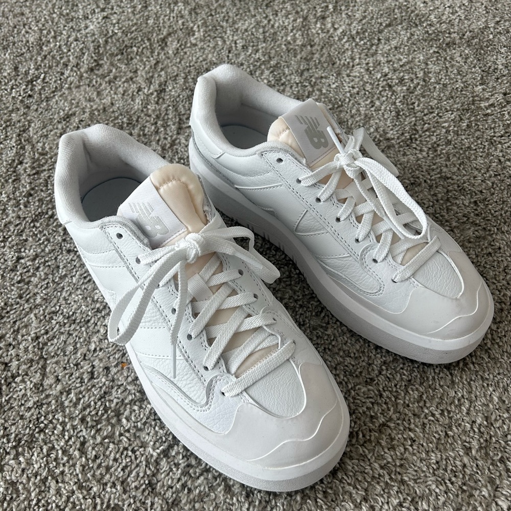 New Balance Unisex CT302 Sneakers